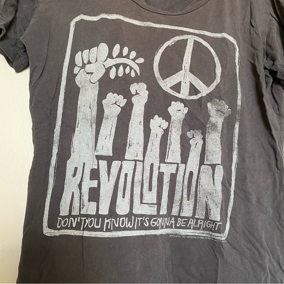 Urban Outfitters Beatles Revolution oversized Band Tee (Size US Medium) - Picture 3 of 5